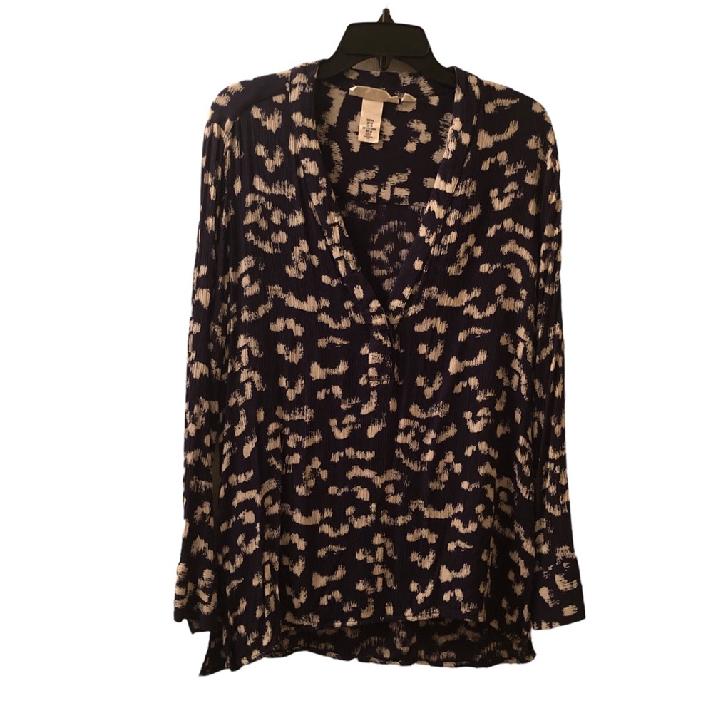 H&M LOGG Blue and White Long Sleeved V-Neck Blouse 14